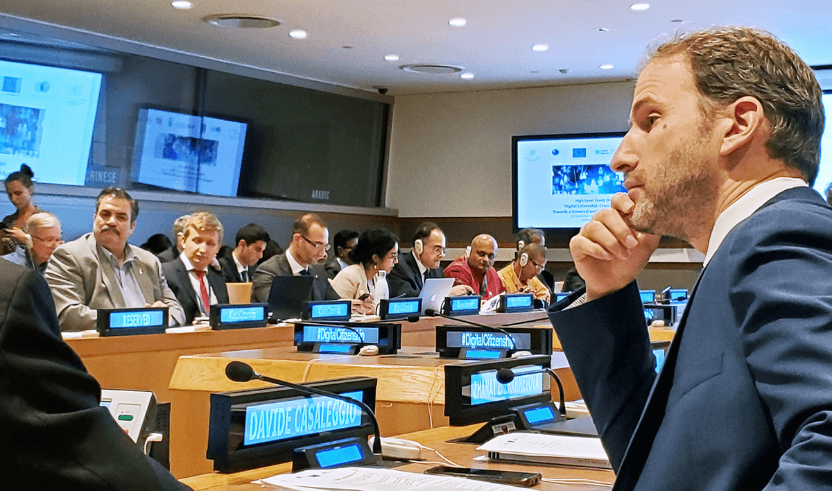 Davide Casaleggio presenta Rousseau all'ONU