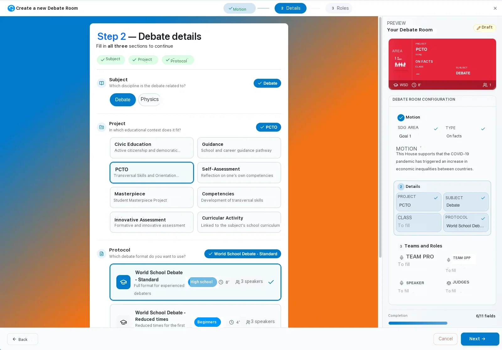 Step 2 of creating a Debate Room: subject, project and choice of format between World Schools Debate standard, 8 minutes and 3 speakers, and short version, 4 minutes